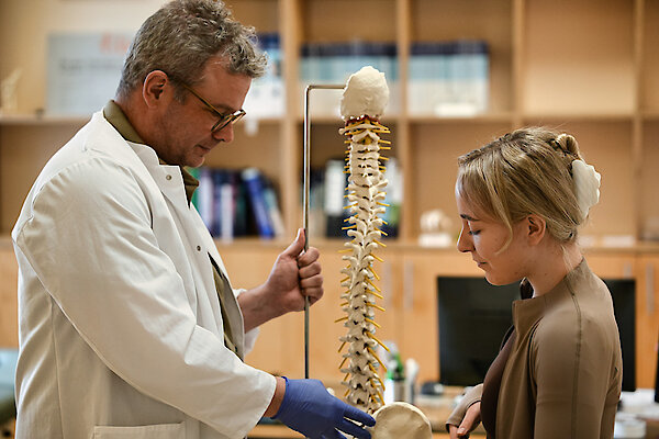 Behandlungen in der Orthopädischen Praxis in Regensburg